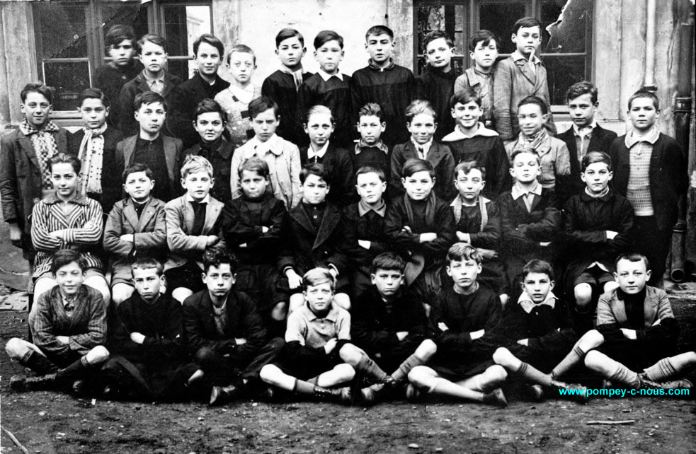 Classe de garçons de l'école du centre de Pompey en 1933 (Photographie n°80)